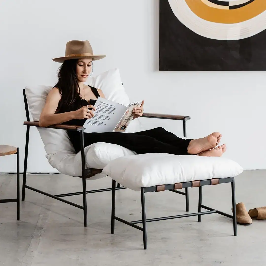 Vail Lounge Chair With Stool