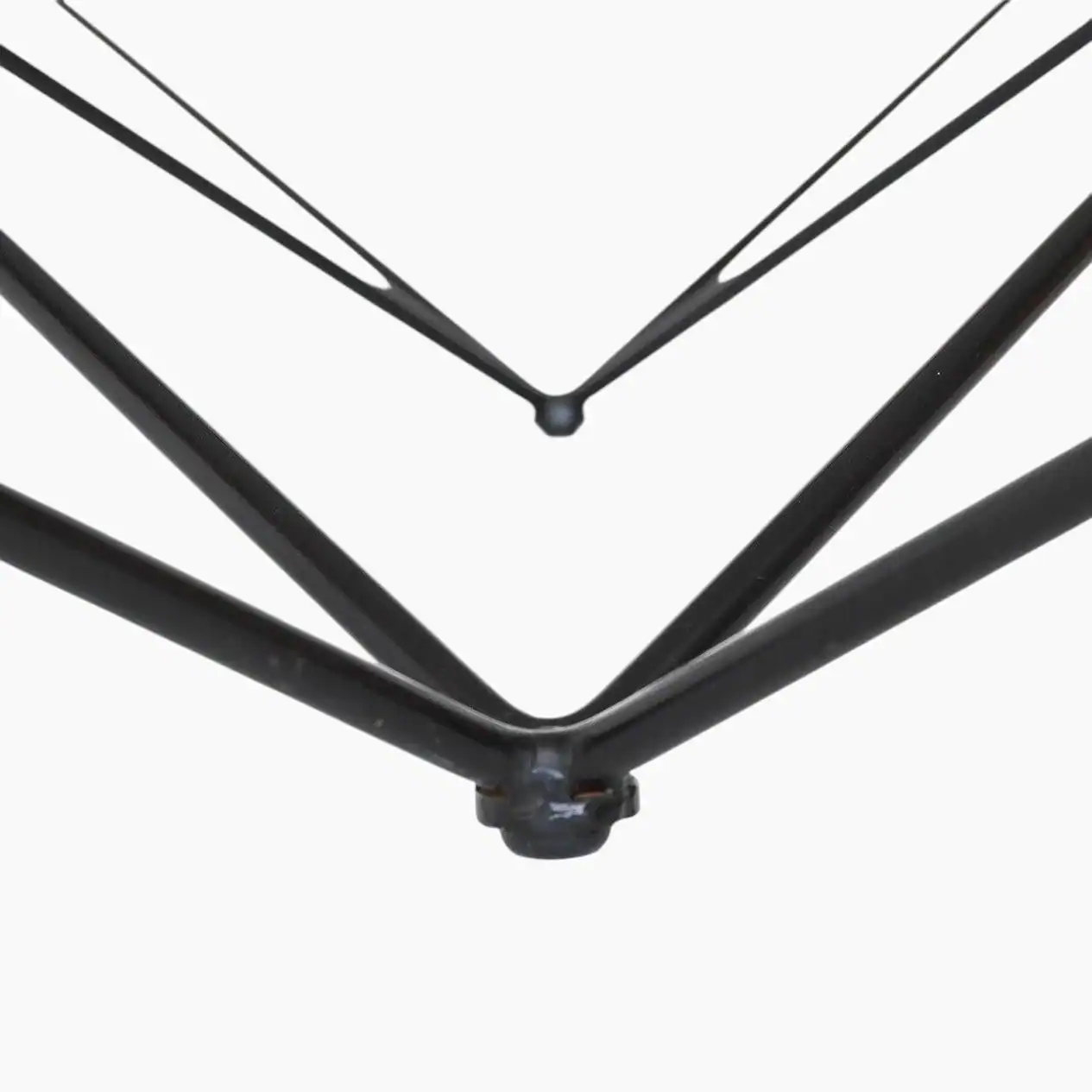 Alanda 18 Table 6 - Alanda 18 Table