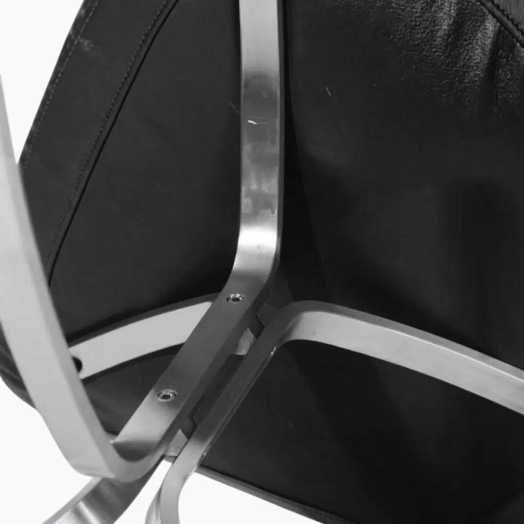 PK9 Chair - Black | Sohnne