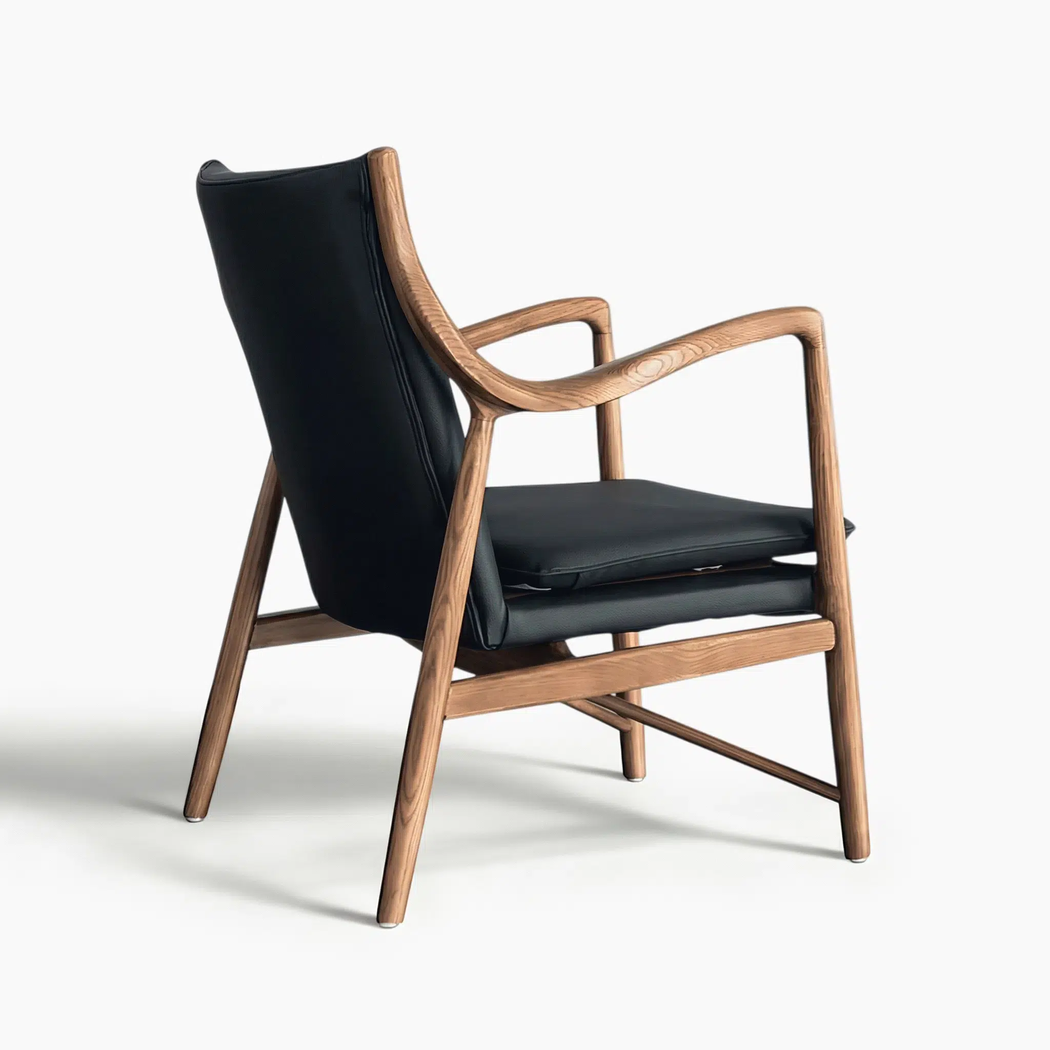Model 45 Chair | Sohnne