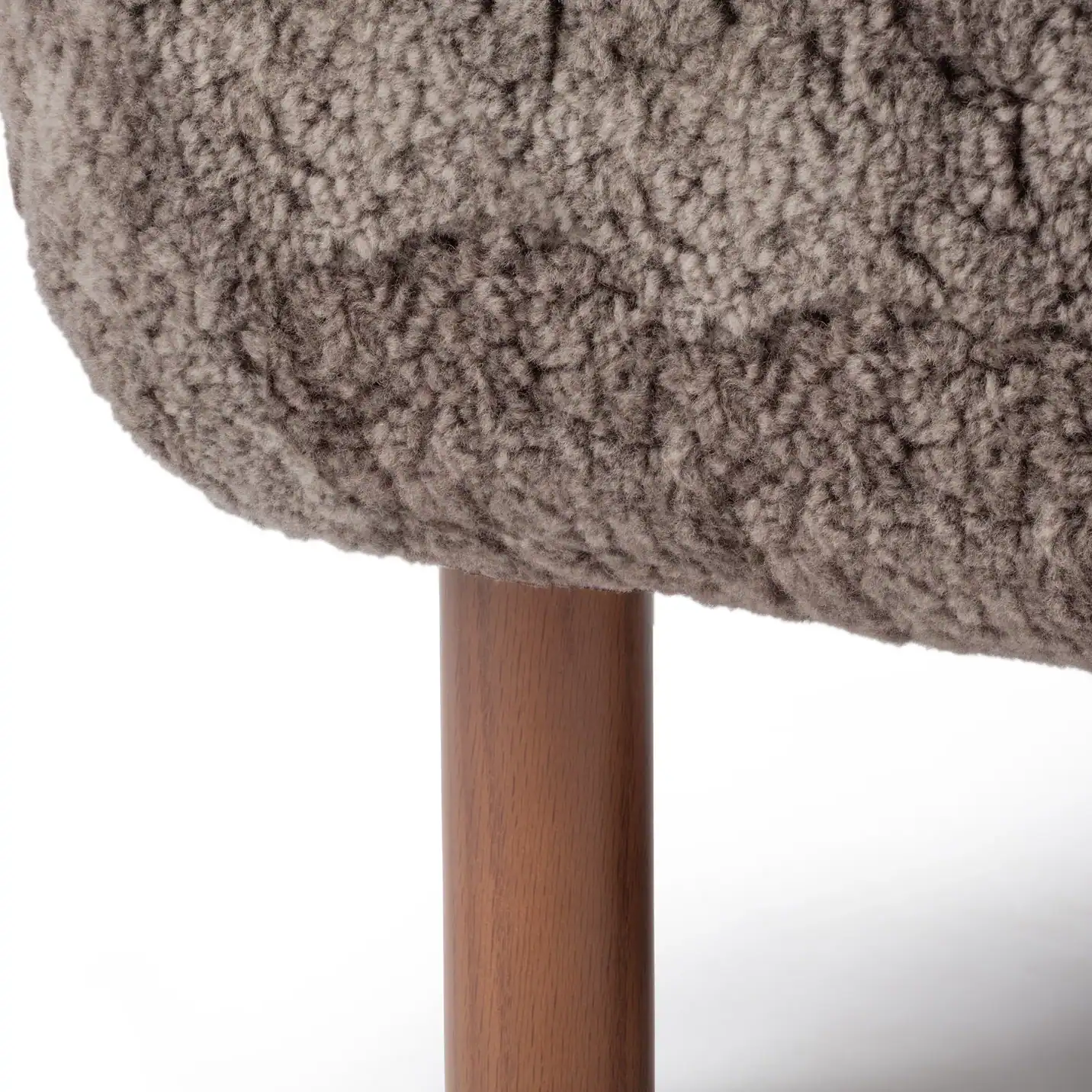 Lounge Chair and Ottoman Coco 6